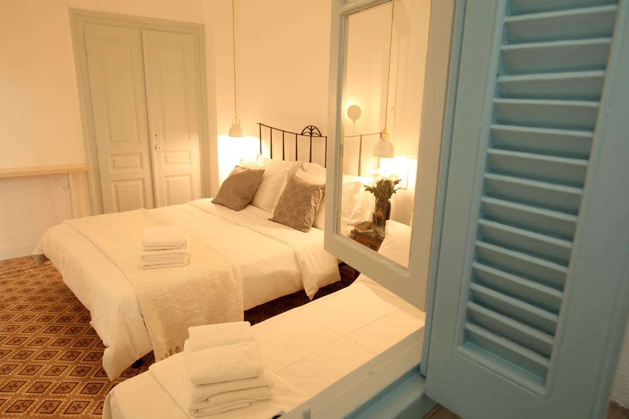 Live In Athens, Thiseio Historic House ภายนอก รูปภาพ