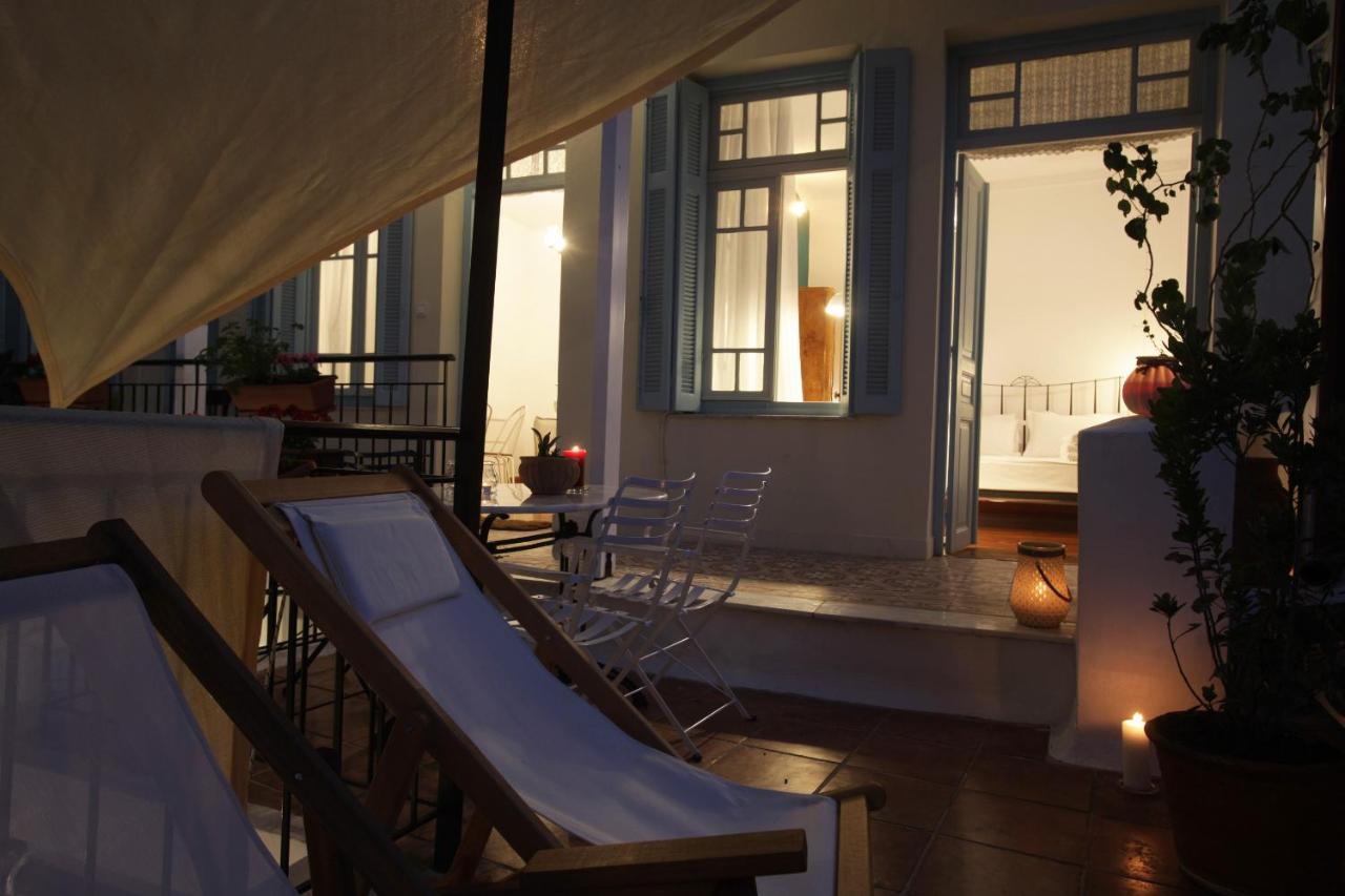 Live In Athens, Thiseio Historic House ภายนอก รูปภาพ