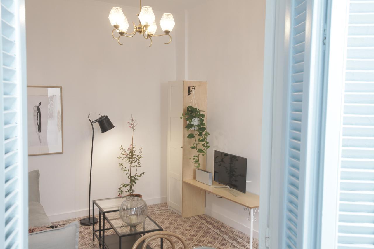 Live In Athens, Thiseio Historic House ภายนอก รูปภาพ