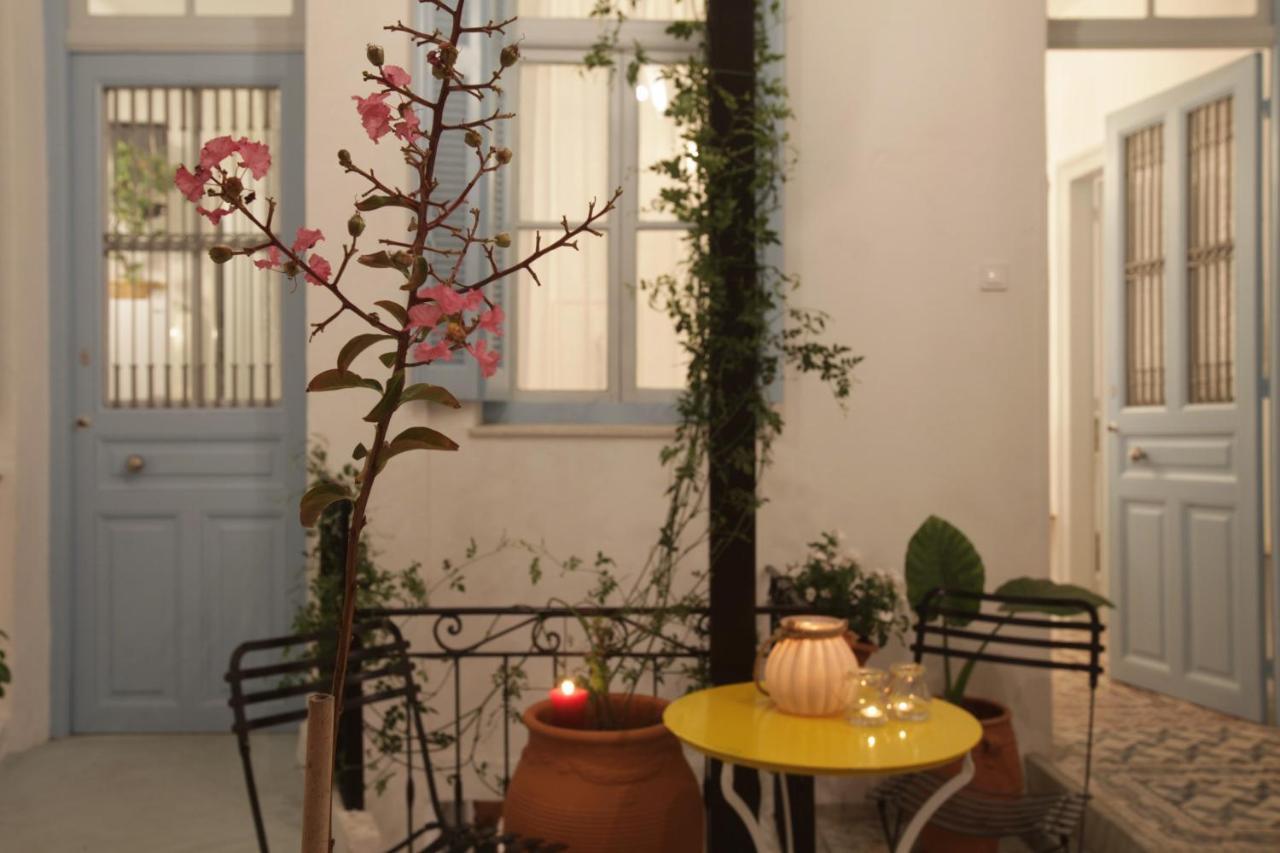 Live In Athens, Thiseio Historic House ภายนอก รูปภาพ